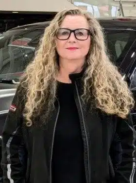 Sally Dingwall Service Advisor