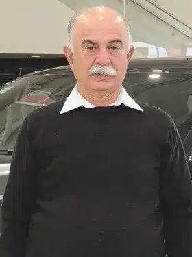 Qammar Bangash Floor Manager